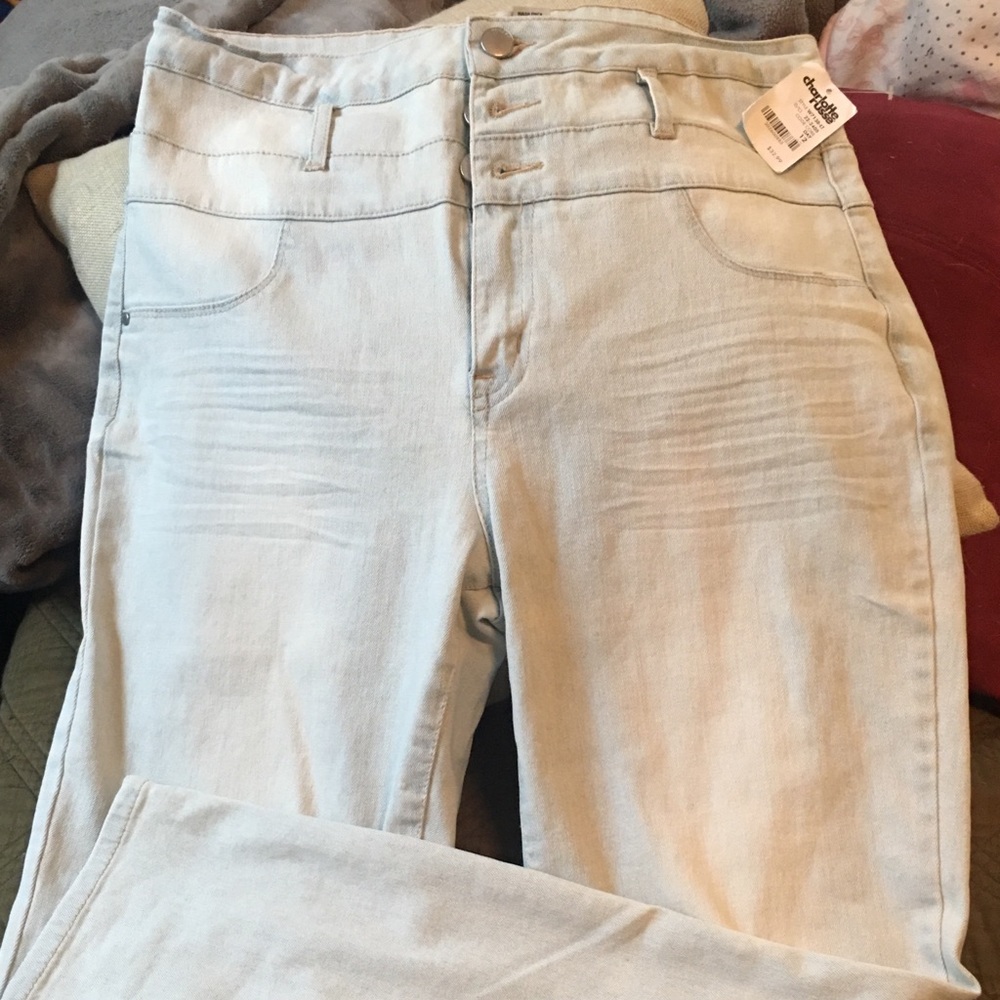 Charlotte Russe Refuge high waisted light wash
